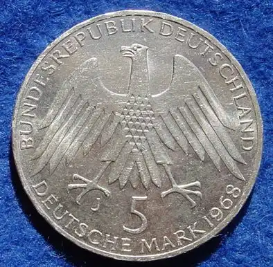 () 5 DM 1968 - J. Friedrich Wilhelm Raiffeisen. Silber-Gedenkmuenze. Deutschland