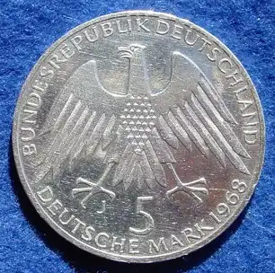 (1043483) 5 DM 1968 - J. Friedrich Wilhelm Raiffeisen. Silber-Gedenkmuenze. Deutschland