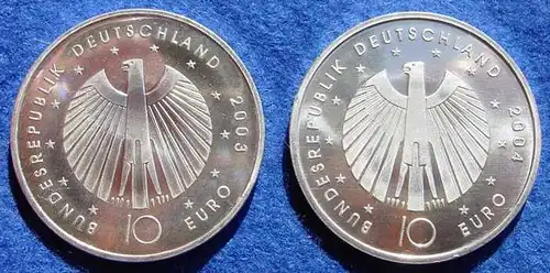 () Deutschland. 2 x 10 Euro Muenzen (2003, 2004) FIFA 2006. Fussball. Sterlingsilber. Guter Zustand !