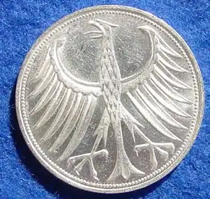 (1043133) 5 DM 1951 - F. Silbermuenze. Deutschland. Kursmuenze. Sehr guter Zustand