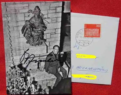 Neu : Versandkosten ab Euro 1,25 () Original-Foto-Ansichtskarte von 'O. W. Fischer' mit Original-Signatur auf Bildseite. Rückseite Druckvermerke. Beilage Original-Kuvert der Bildzusendung mit Absender-Eindruck : Prof. Otto Wilh. Fischer,...