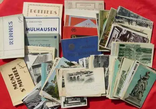 Neu : Versandkosten ab Euro 5,00 () Riesenpartie von etwa 400 alten Frankreich-Postkarten in Heftchen u. lose. Ab 1898 bis meist 1930-er Jahre, ganz wenige eventuell jünger. Viele Karten postalisch gelaufen mit Marke u. Stempel u. auch...