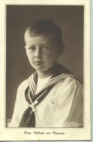 () Ansichtskarte "Prinz Wilhelm von Preussen" (Jugendlicher in huebschem Marine-Kleidern,)  um 1915