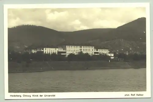 () Alte Foto-Ansichtskarte "Heidelberg - Chirurg. Klinik der Universitaet". Postalisch nicht gelaufen, vermutlich um 1955