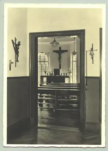 (1019631) Alte Foto-Ansichtskarte "Priv. Mädchenrealgymnasium St. Rafael, Heidelberg / Eingang zur Kapelle", um 1950 ?