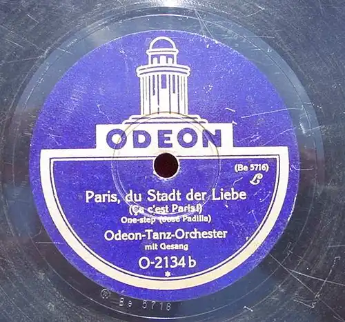 (2002372) Odeon-Tanz-Orchester. Mit Gesang. Alte Schellack-Schallplatte. Siehe bitte Beschreibung u. Bilder