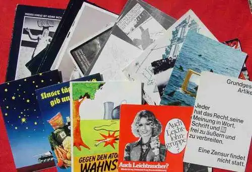 ! Derzeit gültige Versandkosten ab Euro 2,50  /  Partie von 38 Postkarten / Ansichtskarten (20 versch. Motive) aus der Zeit vermutlich 1970er / 1980er Jahre. Meist mit politischen, bzw. gesellschaftlichen Parolen. Postalisch nicht gelaufen....