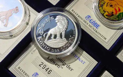 (1047265) Silbermedaillen. König der Löwen. 24 x verschiedene, 360 g. reines Silber, siehe bitte Beschreibung u. Bilder
