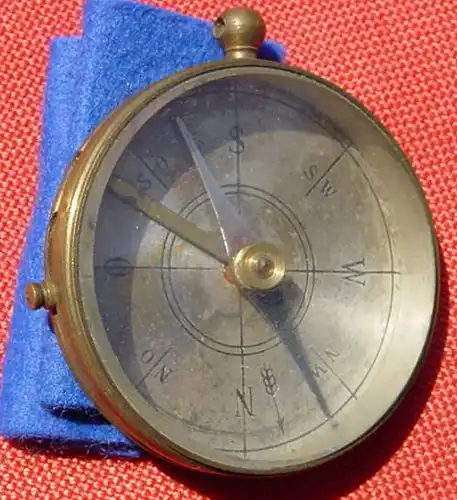 (1046870) 5 x alter Kompass, funktionstüchtig, siehe bitte Bilder u. Beschreibung !