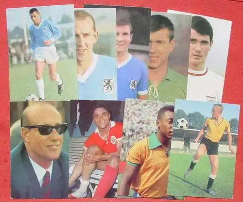 ! Neu : Versandkosten ab Euro 2,20 () Alte Postkarten mit Fußball Persönlichkeiten (z. B. Eusebio, Pele, Helmut Schön, uva.. ), ARAL, 15 Stück, Bergmann Dortmund. Gebrauchsspuren. 