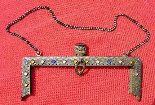 Reich verzierter, alter Handtaschenbuegel aus Metall (1019521)