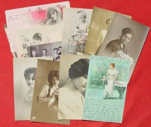 ! Neu : Versandkosten ab Euro 2,20 () 26 x alte Ansichtskarten mit Motiv : FRAUEN, ab 1898. 20 von 26 AKs sind postalisch gelaufen.