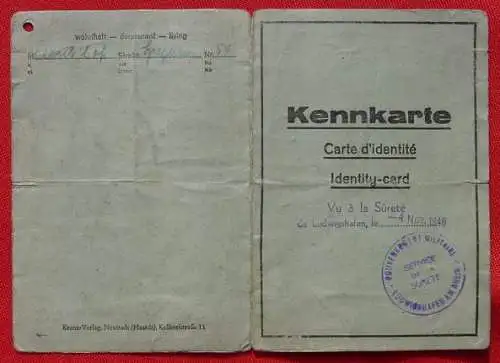 Neu : Versandkosten ab Euro 1,25 () &quot;Kennkarte&quot;. Ausgestellt : Mutterstadt / Ludwigshafen 18. Okt. 1946, Lichtbild entnommen, mit Fingerabdrücken u. diversen Stempeln. 3-sprachig (deutsch, französisch, englisch) Kranz-Verlag, Neustadt /...