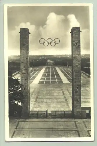 () Amtliche Olympia-Postkarte Nr. 1 Reichssportfeld