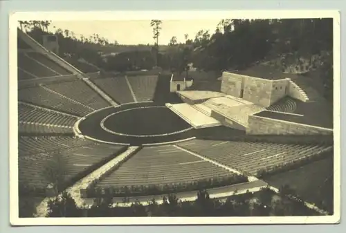 () Amtliche Olympia-Postkarte zugunsten des Olympia-Fonds. 1936