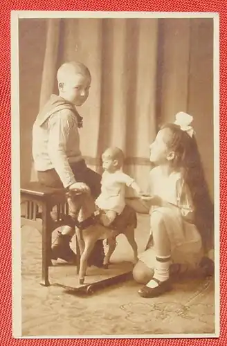 (1048022) Motiv Kinder, Spielzeug, Puppe, AK um 1914-1918. Siehe bitte Beschreibung und Bilder