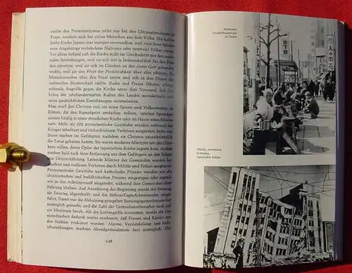 (0010259) "Bruder Japan". Wandlung eines Volkes. Axling. 200 S., 1959 Oncken-Verlag, Kassel