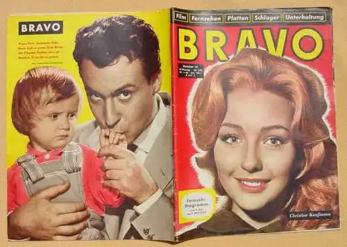 NEU : Versandkosten ab Euro 3,00 / BRD. (intern ) BRAVO Magazin 1960 / Nr. 18. Original, komplett, gut erhalten. BRAVO-Star-Schnitt Nr. 19 von Elvis Presley in Lebensgröße. Rückseite Peter Alexander. 