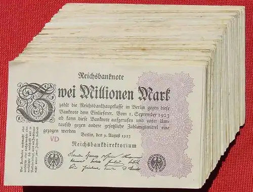 (1042072) Deutsches Reich. 100 x 2 Millionen Reichsmark, Berlin 9. Aug. 1923. Geldscheine # nlvnoten