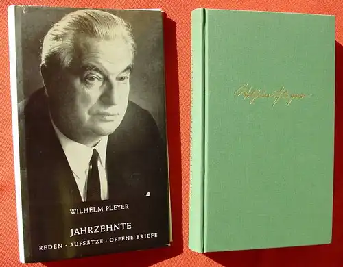 (1005297) Pleyer "Jahrzehnte". 246 Seiten. Mit Bildern. Das Viergespann, Frankfurt 1971