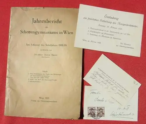 () Jahresbericht des Schottengymnasiums in Wien 1918-1919. 76 Seiten, ca. 16 x 24 cm. Veröffentlicht vom Direktor Anton Sauer. Verlag des Schottengymnasiums, Wien 1919. Stärkere Lagerspuren, staub- und schmutzfleckig. Als Beilagen liegen bei ...