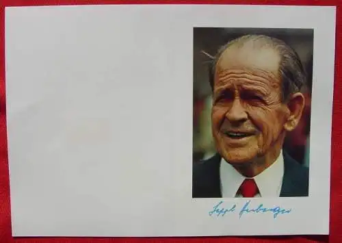 ! Neu und derzeit gültig : Versandkosten ab Euro 2,50 ! () Seppl Herberger. Sonderblatt 1977. Sonderblatt zum 80. Geburtstag von Seppl Herberger (Trainer der deutschen Fussball-Nationalmannschaft 1936 - 1964) am 28. 3. 1977. Mit Marke und...