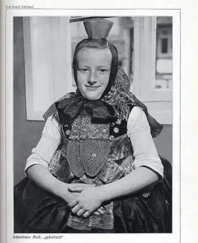 Deutsche Trachten Bayern Rügen Baden Schwalm Lausitz Retzlaff Foto Bildband 1936