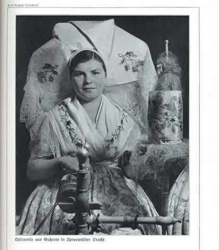 Deutsche Trachten Bayern Rügen Baden Schwalm Lausitz Retzlaff Foto Bildband 1936