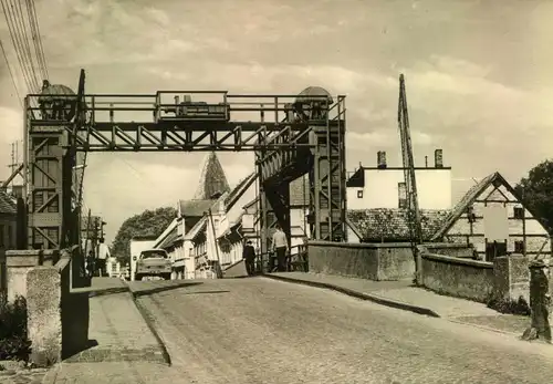 SCHWAAN (Meckl.), landkreis Rostock, Warnowbrücke , August-Bebel-Str., Foto, Hubbrücke, Trabant, ungebraucht, ca. 1960