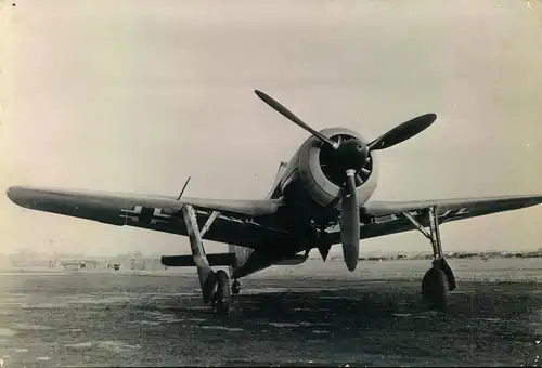 1942, FOCKE-WULF 190, seltenes Werkfoto mit Registrierstempel vom "3. Juni 1942"
