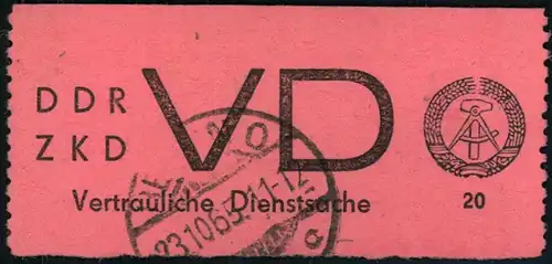 1965, 20 Pfg. Gebührenzettel für Vertrauliche Dienstsachen schwarz auf helllilarosa sauber gestempelt BERLIN O 23.10.65.