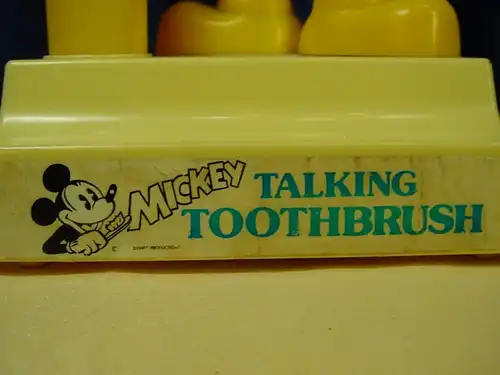 B32/ Alte elektr. Zahnbürste "Mickey Talking Toothbrush