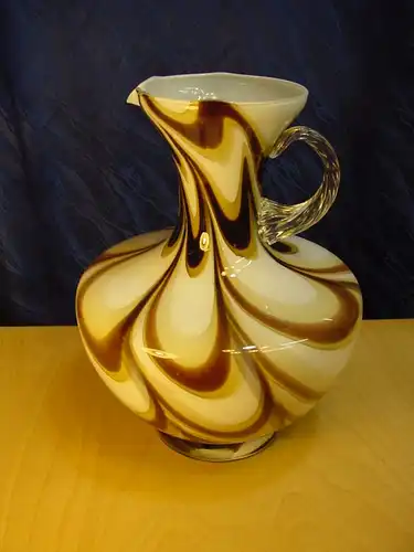 A751/ Vase weiß-braun