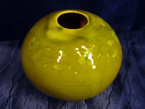 A359/ moos-grüne Vase aus Keramik