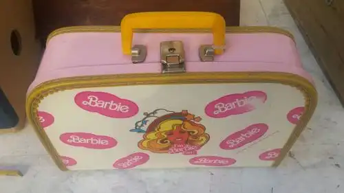 E836/ alter Barbie Koffer