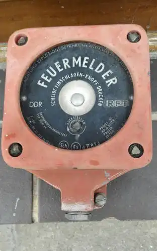 E935/DDR Feuermelder  Feueralam Feuerwehr