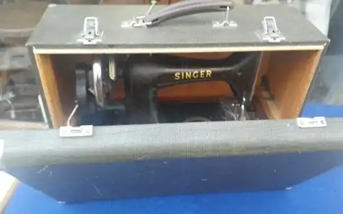 E958/ Antike Singer Handnähmaschine 99k im Koffer