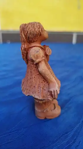 G267/ Keramik Figur N. Duffau Mädchen vintage Handarbeit