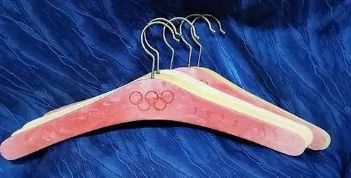 G77/ 5 Kleiderbügel Olympia 1972 München selten