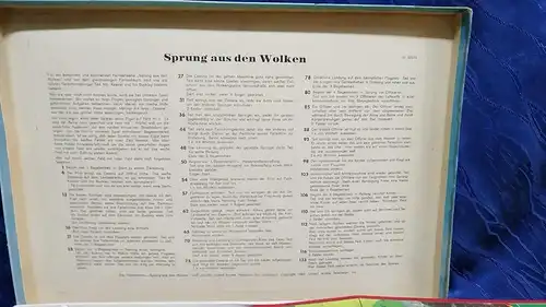 G036/ Sprung aus den Wolken 60er Jahre Würfelspiel