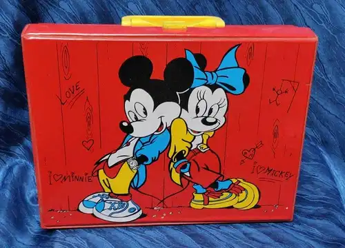 G22/ 30MC Kinder Kassetten Sammlung mit Koffer Disney Lindgren Preußler Märchen