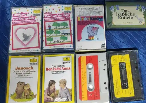 G22/ 30MC Kinder Kassetten Sammlung mit Koffer Disney Lindgren Preußler Märchen 