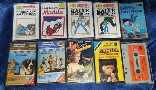 G22/ 30MC Kinder Kassetten Sammlung mit Koffer Disney Lindgren Preußler Märchen 