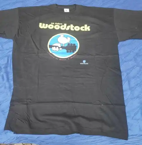 F851/ 25 Jahre Woodstock  2 VHS / CD / T Shirt/ Plakat Warner Promotion Box