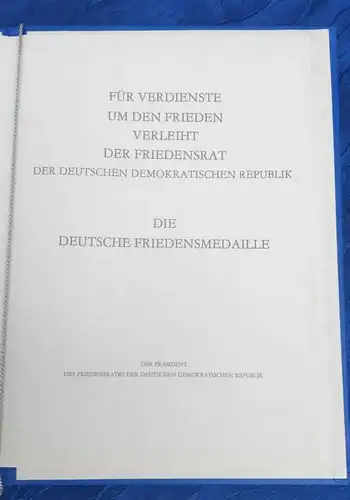 E880/ DDR  Urkunde - Deutsche Friedensmedaille Friedensrat blanko Belegstück