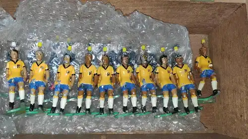 F620/ 39 alte TIPP-KICK Fussballer Metall Figuren  Kicker 50er Jahre 
