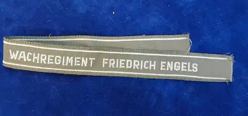 E814/ ÄRMELBAND Friedrich Engels grau