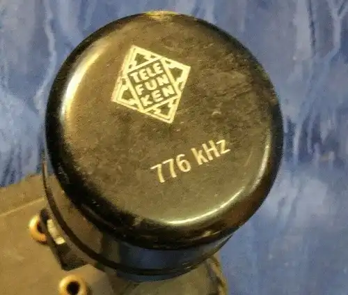 F118/  Telefunken  Quartz Typ QS2 776 kHz Crystal Oscillator für Radio/ Detektor
