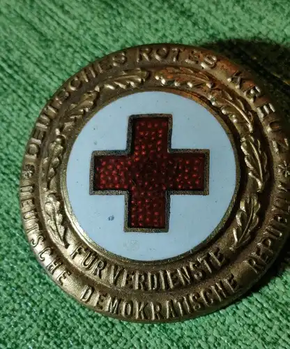 E880/ Rotes Kreuz, Ehrenzeichen in Bronze, nummeriert 2243