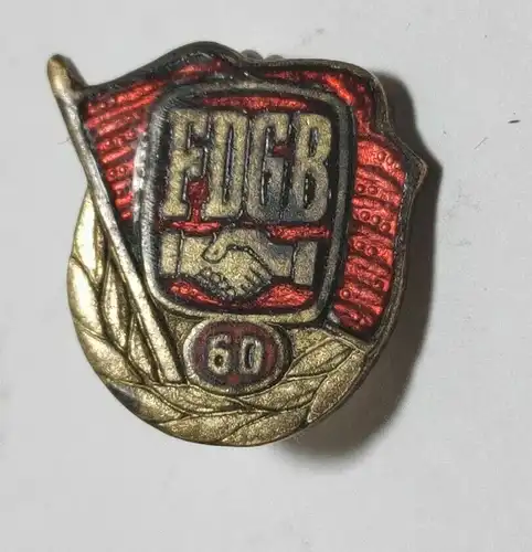 E880/ Abzeichen FDGB 60 Jahre emailliert